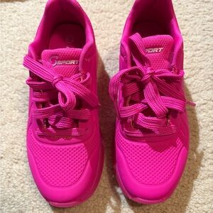 Skechers Kids Shoes in Vibrant Pink